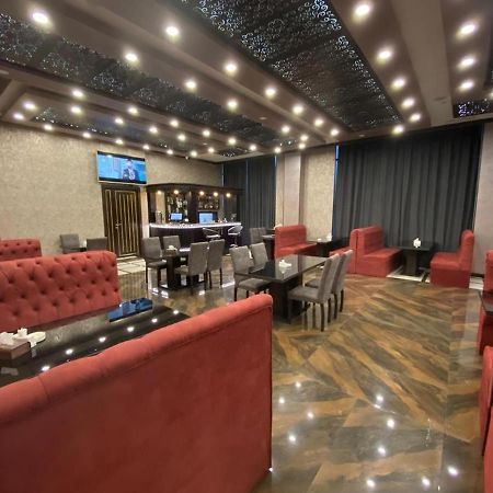 Vg Hotel Erivan Exterior foto